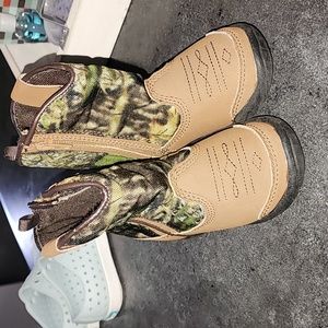 Camo boots